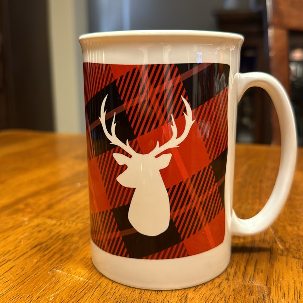 NWOT Orca coatings 16oz. Plaid deer mug.